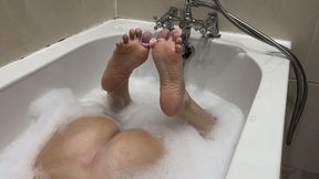 Barefoot Bubble Bath