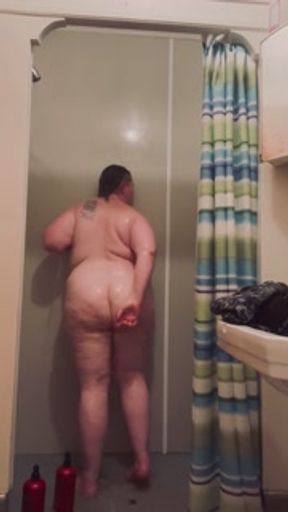 Shower with me on my Lake Vacation