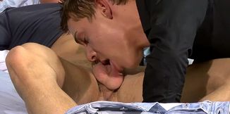 Muscular man receives steady handjob and a good ride