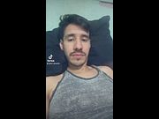 Tiktok Trend. Me voy a hacer una paja y me voy a acostar