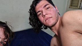 novinha rabuda tem uma piroca magica que realiza desejos - orgia com direito ate a trenzinho anal