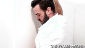 ”Shae Reynolds got ravaged by James Fox after sucking his heavy meat”