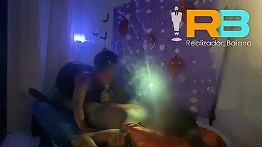 brazillian bull, Halloween do Realizador Baiano em Curitiba! Comedor de Salvador convidado pra uma festinha privada com casal de SÃO PAULO. Corno gravando esposa com outro macho , cuckold swing