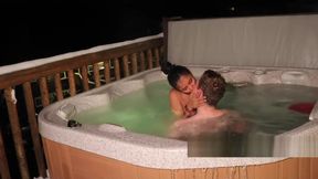 SLUTTY ASIAN teen 18+ SUCKS OFF PHOTOGRAPHER IN HOT TUB