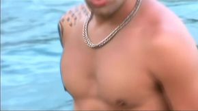 Vanessa Cruz: A Height Advantage and a Playful Side! - PervMilfsnTeens