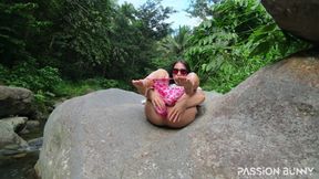 Anal Self Fuck with Huge Dildo and Big Fountain