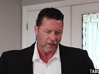 Cheating MILF wife Lolly Dames prefers a gangbang with DP