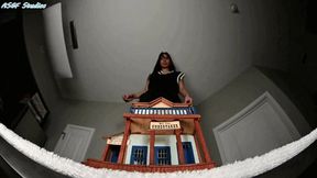 Giantess, SMD, puts the undertaker in the ground!! ! - MP4