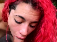 Real Amateur Sluts Tapping Out To Deep Throats
