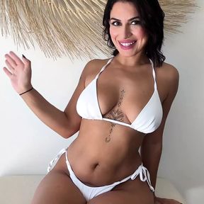 Vends-ta-culotte - Sexy JOI with a stunning luscious French brunette in her little white bikini