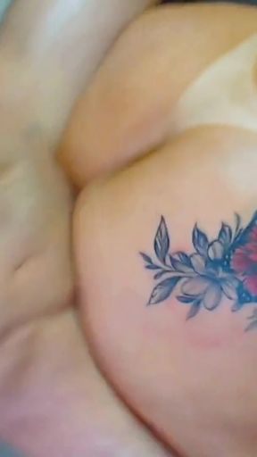THAT FAN WHO CAME TO MAKE THE MOST OF THE GIANT ASS   Clip 3