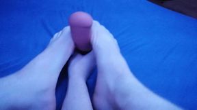 Footjob with my vibrator and then made it to me