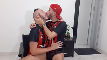 beijando gostoso o marginal