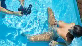 Latina babe Yorgelis blows your mind with her huge tits