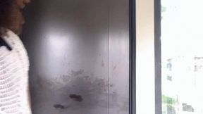 Giantess Sunnie has a toothache