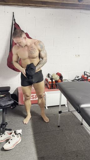 Straight Big Cock Massage & Very Happy Ending