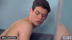 Mencom Daddy Dean Phoenix gives Michael DekRay the cock that desires