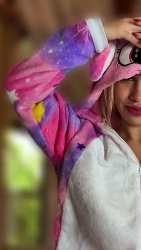 Night of nightmares is cured with a blowjob to my stepbrother's huge cock   Clip 1