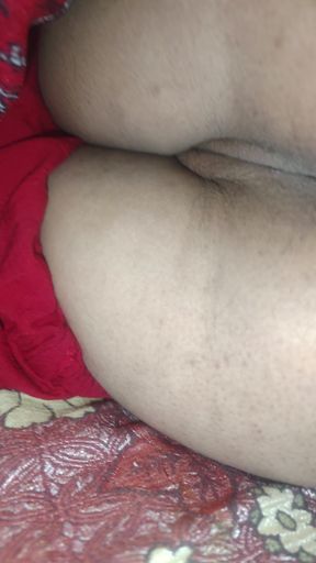 beautiful wife hot baby come in bed and enjoy with big ass   Clip 1