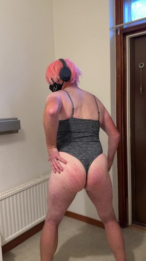 Trany spanking ass, balls and masturbates and cumming for daddy