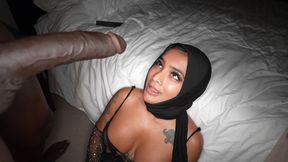 Fucks Hijabi Step Sis For The First Time - Jax Slayher