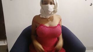 Hijab Wife Will Fuck While Hubby Works