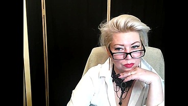 Amateur MILF Pornstar AimeeParadise - All the secrets of a mature Russian Sexwife in one movie.!. ))