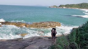 orgia bareback na trilha da praia de pinho balneario camboriu - parte 2