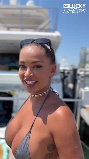 Big Ass Babe Hayley Davies Makes The Yacht Rock