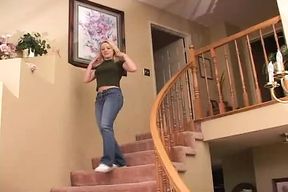 Lustful teen in hot and sweet solo show - classic homemade amateur slut