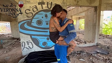 A surpresa do meu marido: me ver transando com o amigo dele