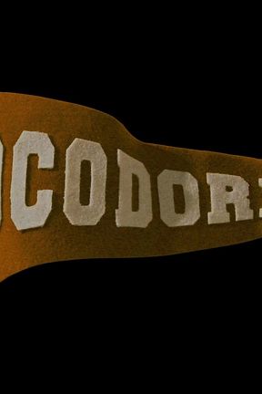 Ken Too Fly - Jingle Balls