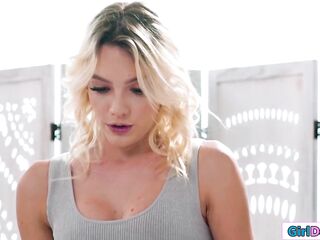 Breasty masseuse Kenna James removes her client Erin Everhearts towel and stares str8 into her booty plug filled booty.The sweethearts exchange the anal toy