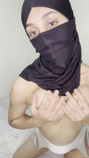 Sexy Arab Hijabi Showing Tits, Boobs, Titties, Juicy Boobs Closeups, Perfect Tits Display