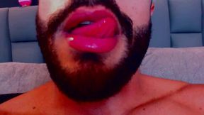 Naked and play with my big cock hard ... ohmibod is on;)