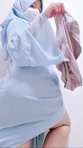 POV: Hijabi Girl With Big Ass Elegant Blue Abaya Tease.   Clip 1