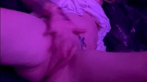 Naughty Milf Cums for you