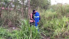 A Worker Passed Through the Park and Received a Blowjob.