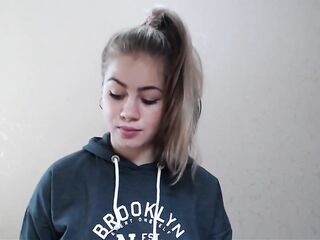 Excellent Large Booty Teen PAWG Busting it Open on Webcam