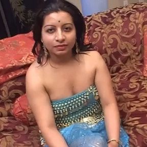 Chubby iIndian housewife Adata enjoyed her first double dicking very much