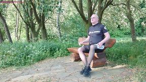 pause in strumpfhose auf der radtour 1