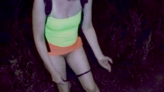 IrraBagirra public pisser dehors