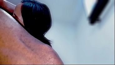 SOUTH MERICAN GOON ROOM DROP