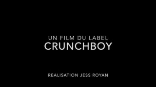 Hot amatør dudes dominert og knullet uten kondom i intens gruppesex gangbang