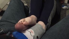 Sockjob Handjob Cum in Sock