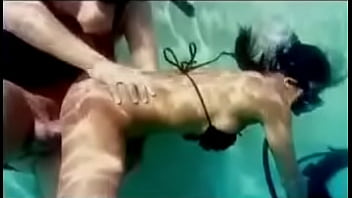 Priva Gets Fucked under Water during a Scuba Diving Lesson before Anal