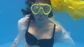 Wetlook with underwater shooting