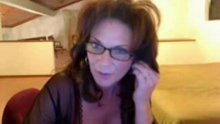 MILF Deauxma on web web cam