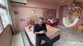 menage com bonecas! o mundo de fantasias virou realidade, ele ganhou uma boneca ruiva e morena pra fazer um delicioso menage
