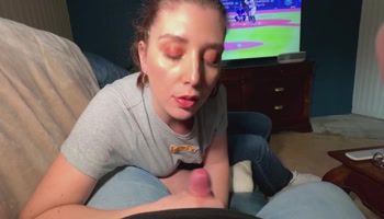 I FUCK MY STEPDAD WHILE MY MOM IS OUT SHOPPING